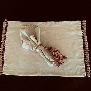 4 Beaded Linen Placemats and Napkins Pier 1